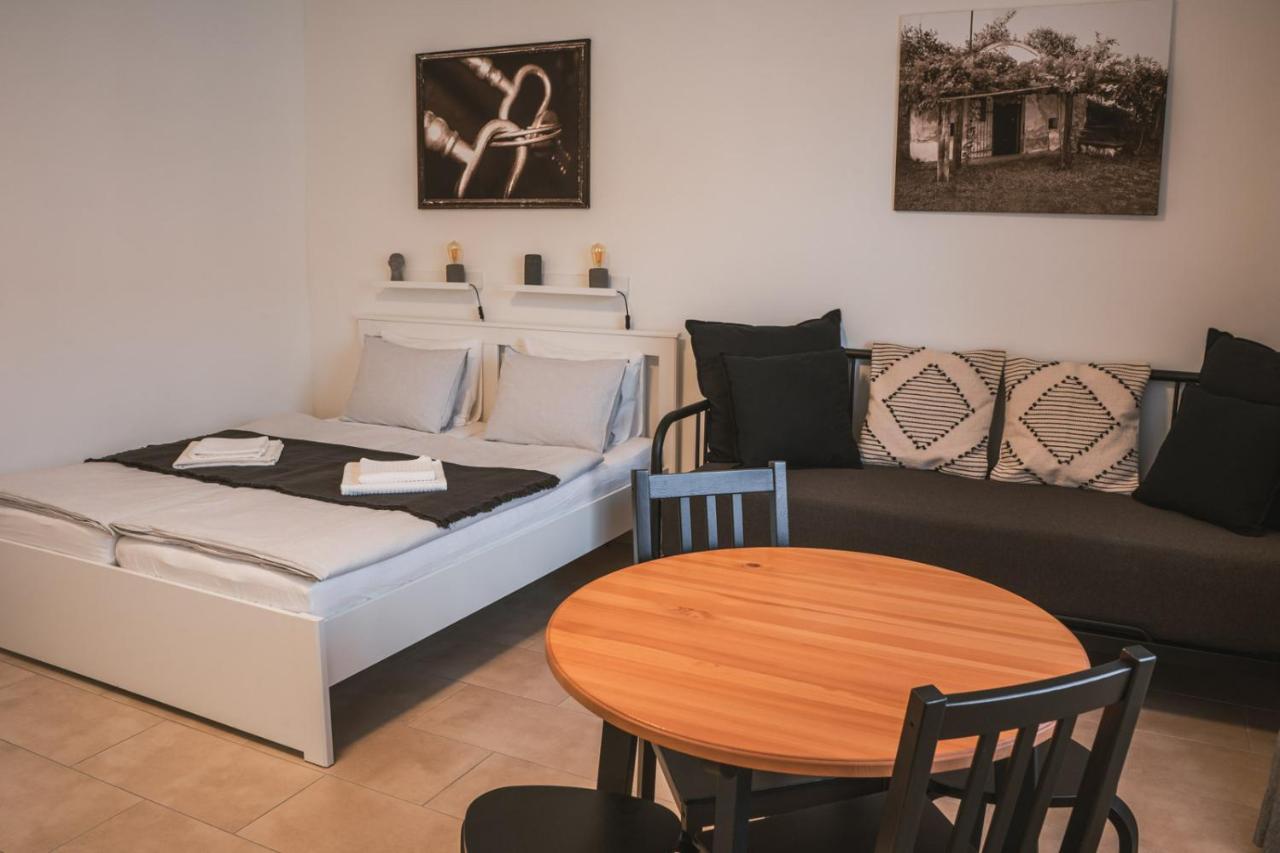 Apartmany Pulgary 布尔哈里 外观 照片