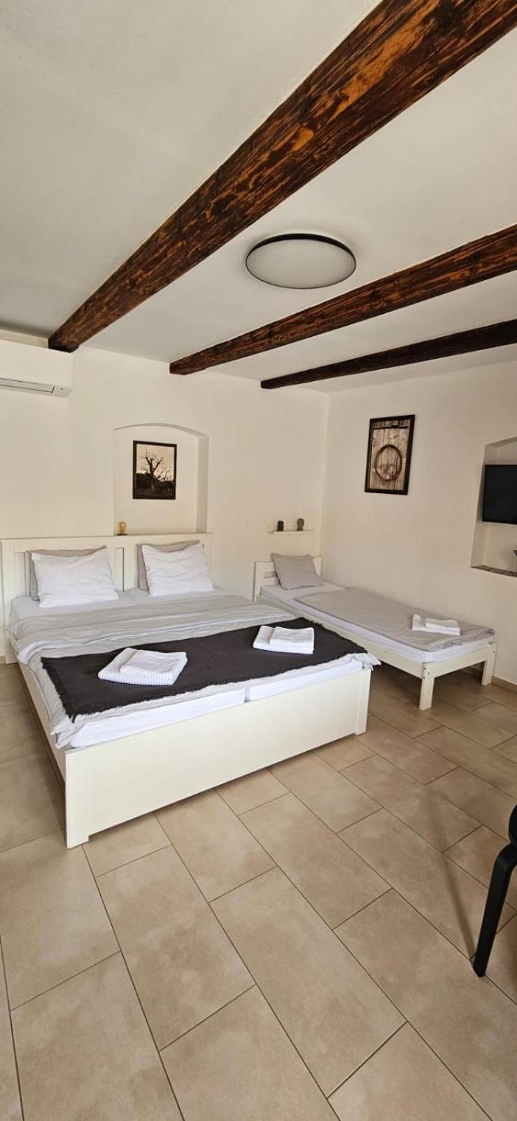 Apartmany Pulgary 布尔哈里 外观 照片
