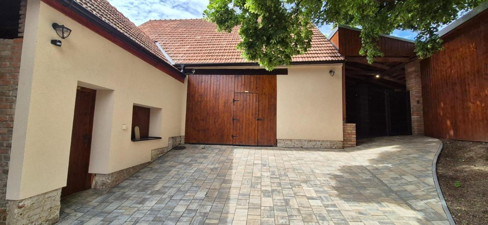 Apartmany Pulgary 布尔哈里 外观 照片